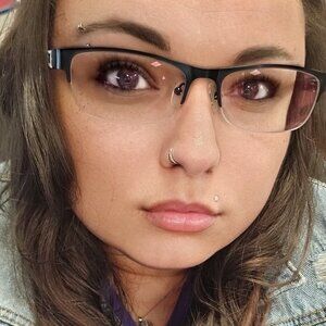 Meet your Posher, Raen